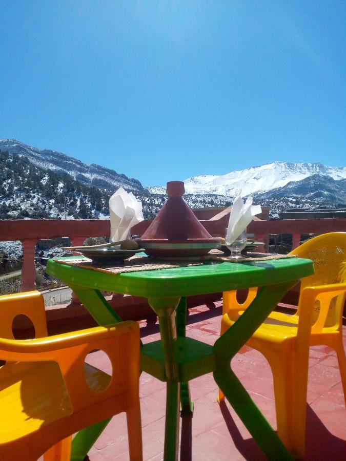 Auberge Restaurant Les Coquelicots Ait Tamlil Buitenkant foto